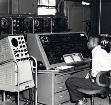 کامپیوترهای نسل اول